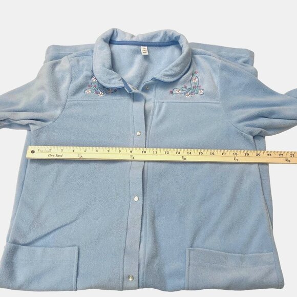 Vintage Blue Lightweight Fleece Long Robe Sz M Embroidered Pockets Snap Unworn - Picture 7 of 9